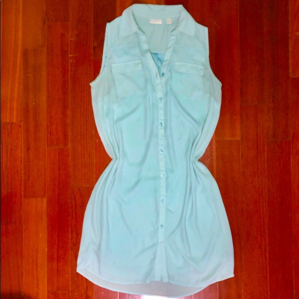 Sky blue sleeveless buttoned shirt dress